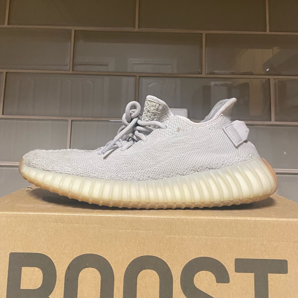 Yeezy Boost 350 V2 Sesame